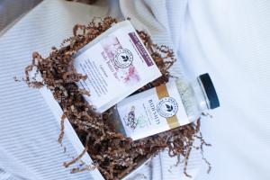 Oatmeal and Cashmere Salt + Body Butter Bar Collection